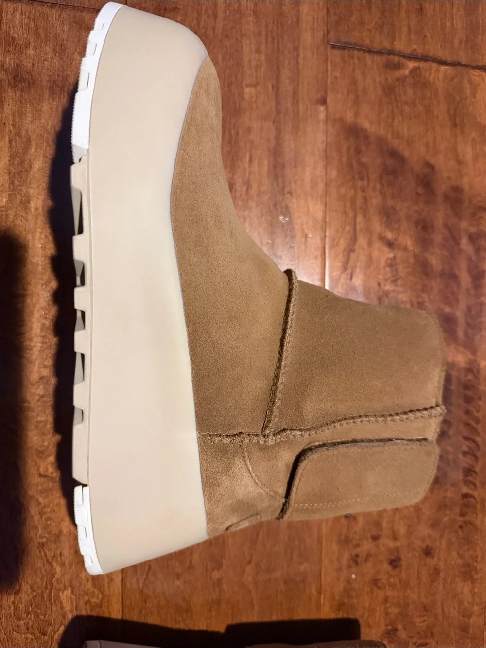 Ugg platform boots Size 7